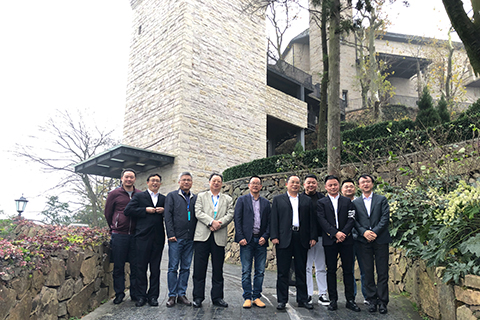 廣西壯族自治區(qū)林業(yè)廳黨組書記、廳長黃顯陽一行蒞臨水墨江南考察指導
